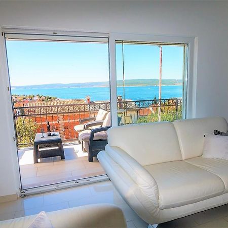 Holiday House Queens With Sea View Selce Buitenkant foto