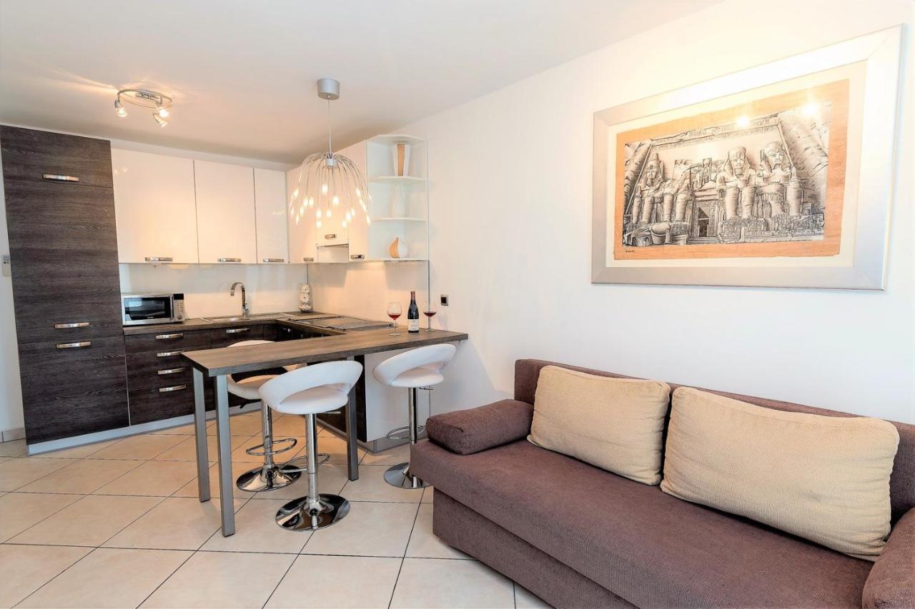 Holiday House Queens With Sea View Selce Buitenkant foto